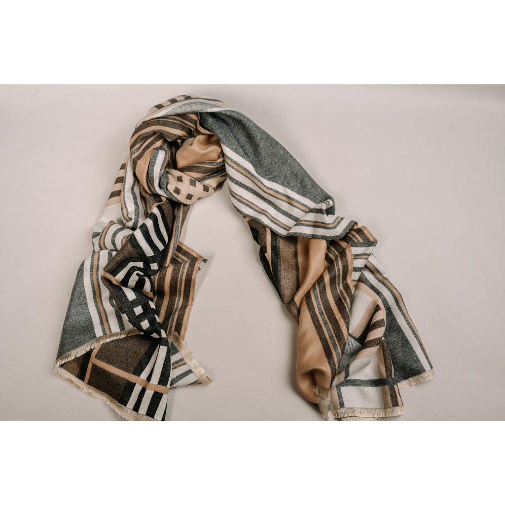 Check brown and cream scarf