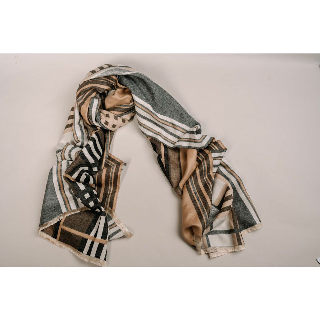 Check brown and cream scarf